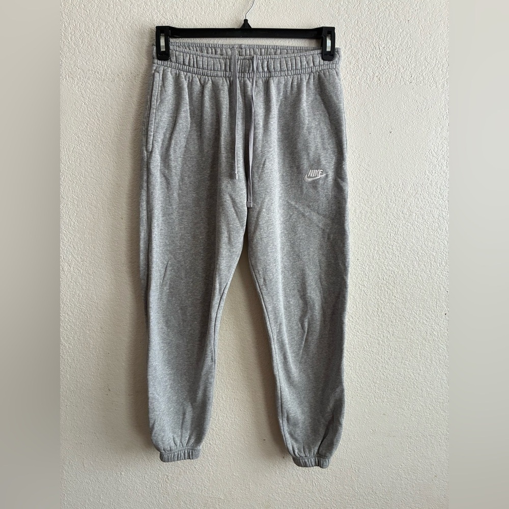 Nike Sportswear Club Fleece Joggers Sweatpants Light Grey S